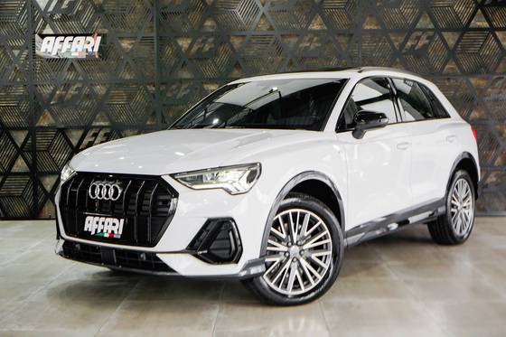 AUDI Q3 2.0 40 TFSI GASOLINA SPORTBACK PERFORMANCE BLACK QUATTRO TIPTRONIC AUDI Q3 2.0 40 TFSI GASOLINA SPORTBACK PERFORMANCE BLACK QUATTRO TIPTRONIC